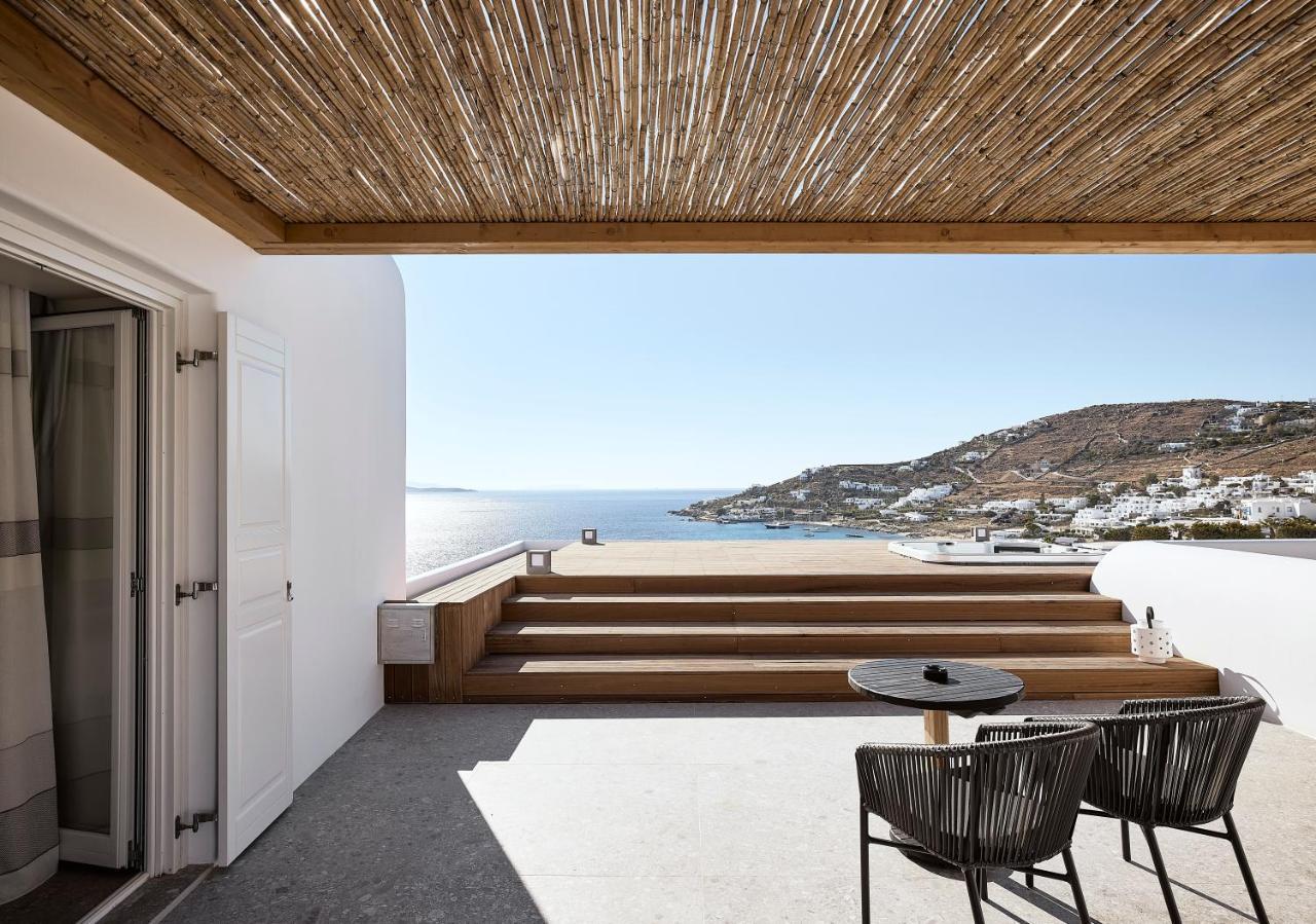 Amazon Mykonos & 5* Agios Ioannis Diakoftis